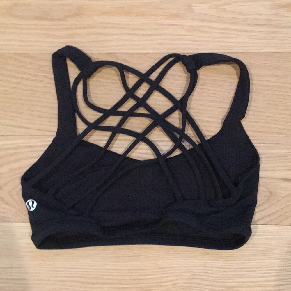 RARE lululemon free to be wild bra